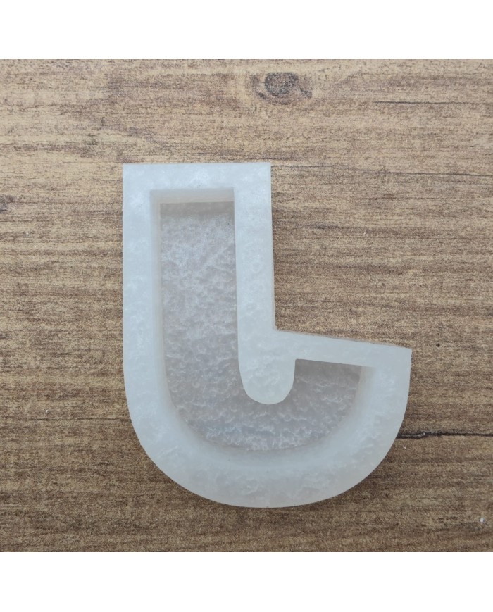 Tekli Harf Epoksi Reçine Kalıbı - J