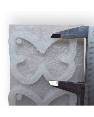 Delikli Kelebek Beton ve Epoksi Silikon Kalıbı - 5'li