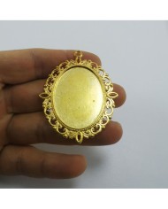 Metal Kolye Ucu - Gold Çerçeve