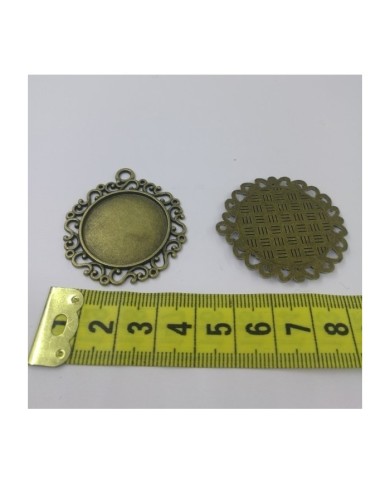 Kenar İşlemeli Kolye Ucu Eskitme